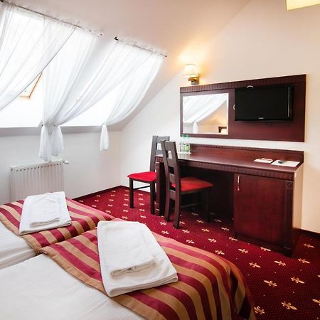 Hotel Platinum Hrubieszow Eksteriør bilde