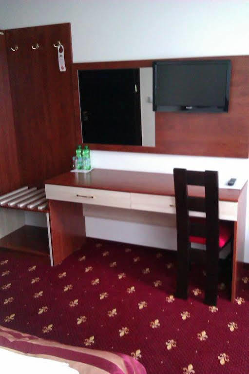 Hotel Platinum Hrubieszow Eksteriør bilde