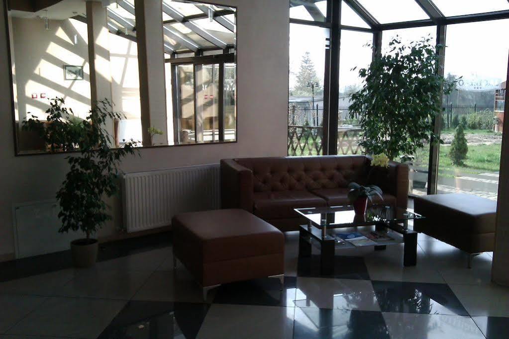 Hotel Platinum Hrubieszow Eksteriør bilde